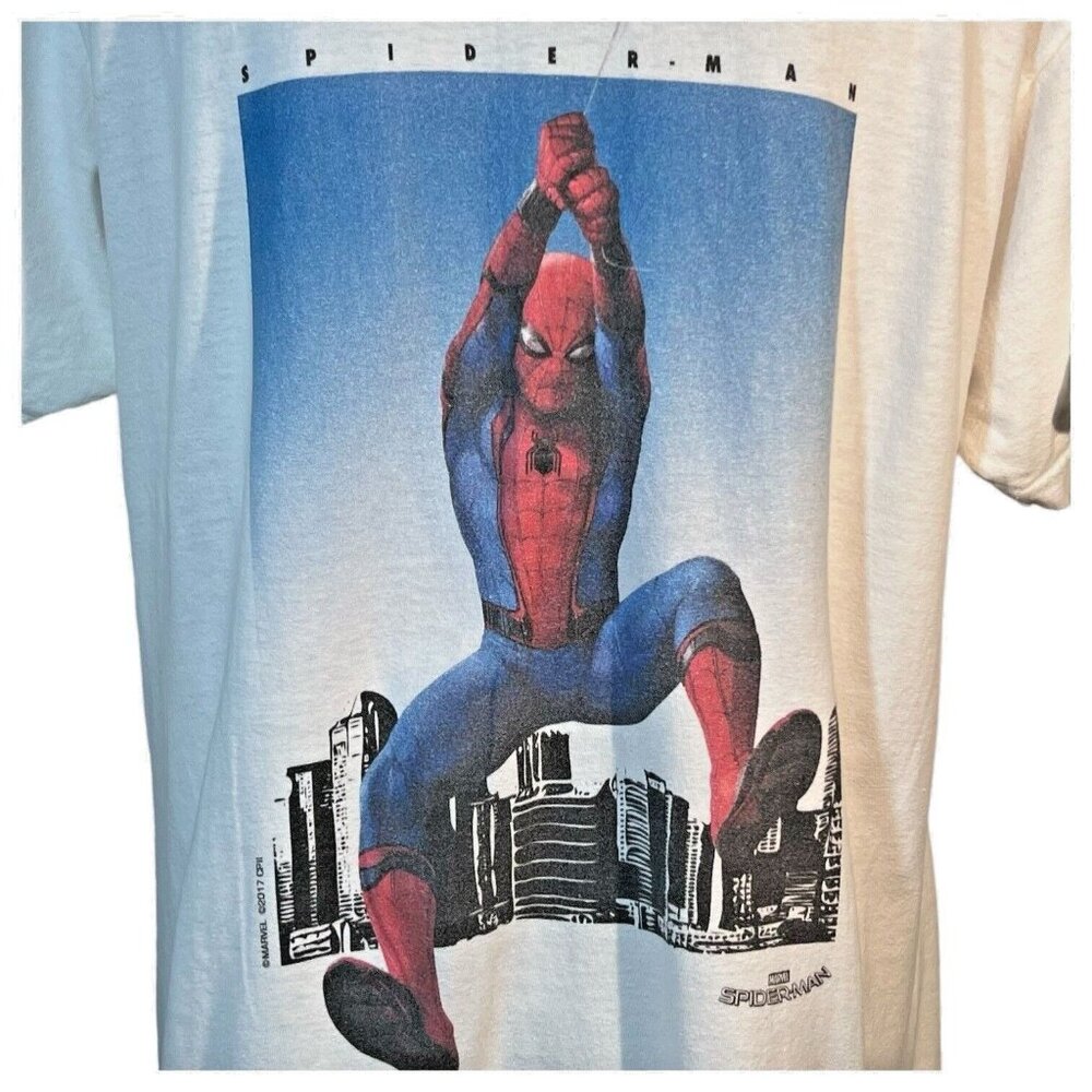 2017 Marvel Spiderman T‎ Shirt Size Large White Swinging on Web Mens Graphic Tee